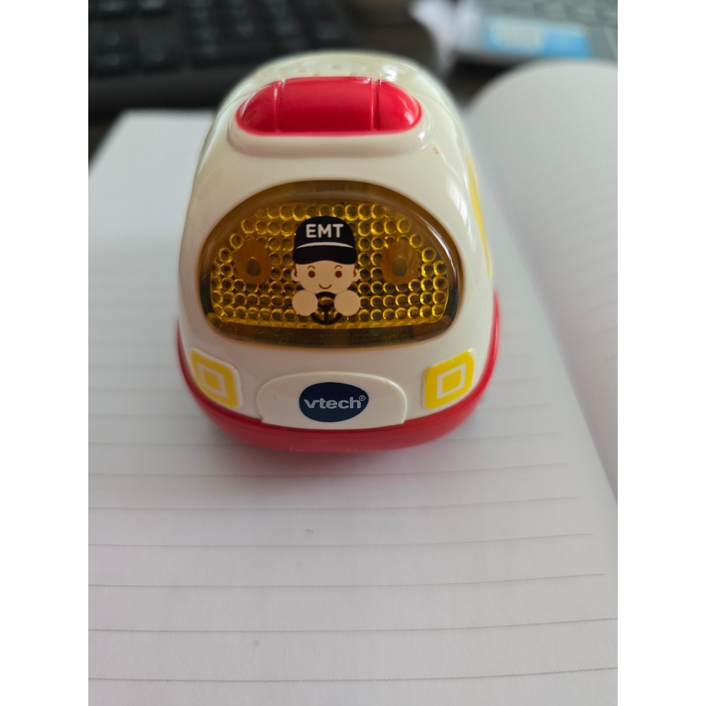 VTech Go Go Smart Wheels Ambulance White Red Light Up‎ Toy Vehicle EMT 80-143000